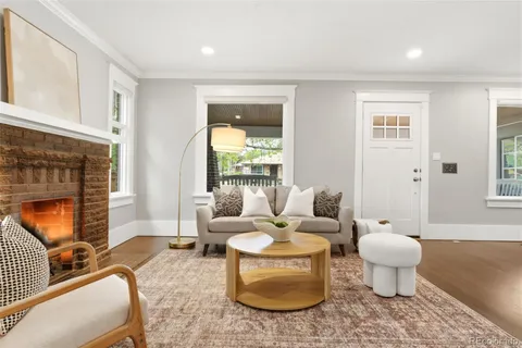 $1,200,000 | 800 Monroe Street, Denver, CO 80206