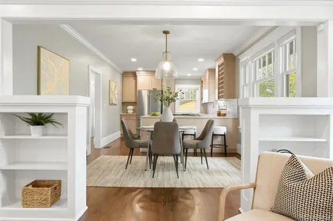 $1,200,000 | 800 Monroe Street, Denver, CO 80206