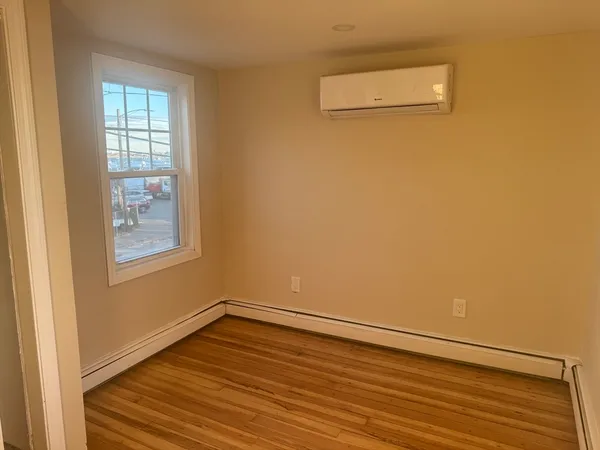 $3,500 | 2 Sea Avenue, Unit 1, Quincy, MA 02169