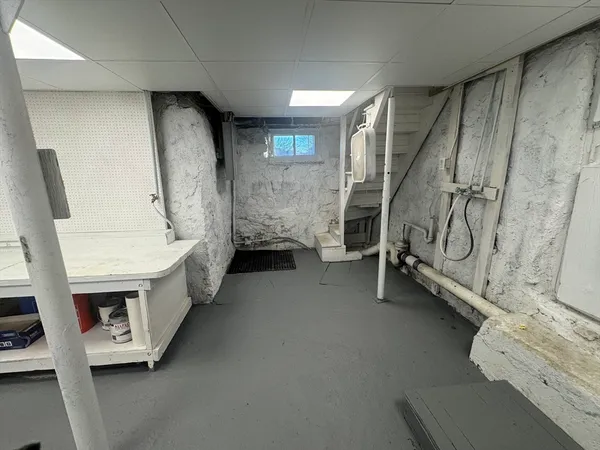 $3,500 | 2 Sea Avenue, Unit 1, Quincy, MA 02169