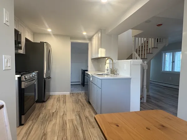 $3,500 | 2 Sea Avenue, Unit 1, Quincy, MA 02169