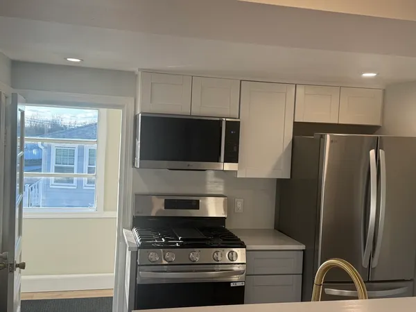 $3,500 | 2 Sea Avenue, Unit 1, Quincy, MA 02169