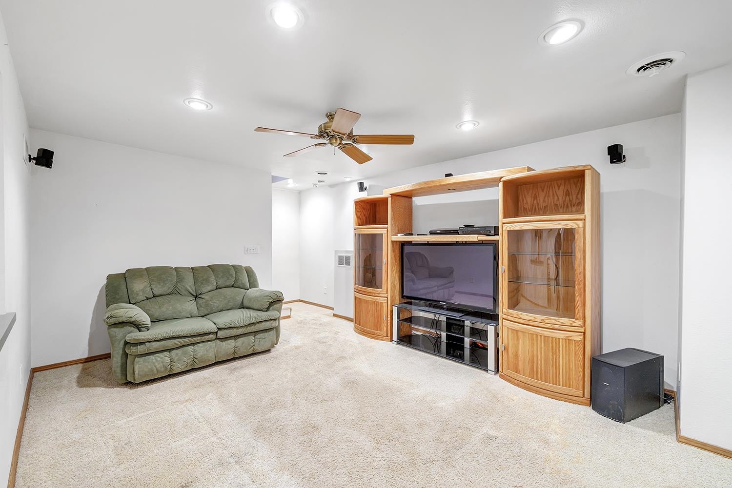 2277 Redpepper Trail Suamico, WI 54313 - Photo 27 of 45