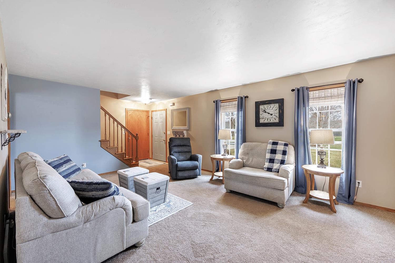 2277 Redpepper Trail Suamico, WI 54313 - Photo 4 of 45