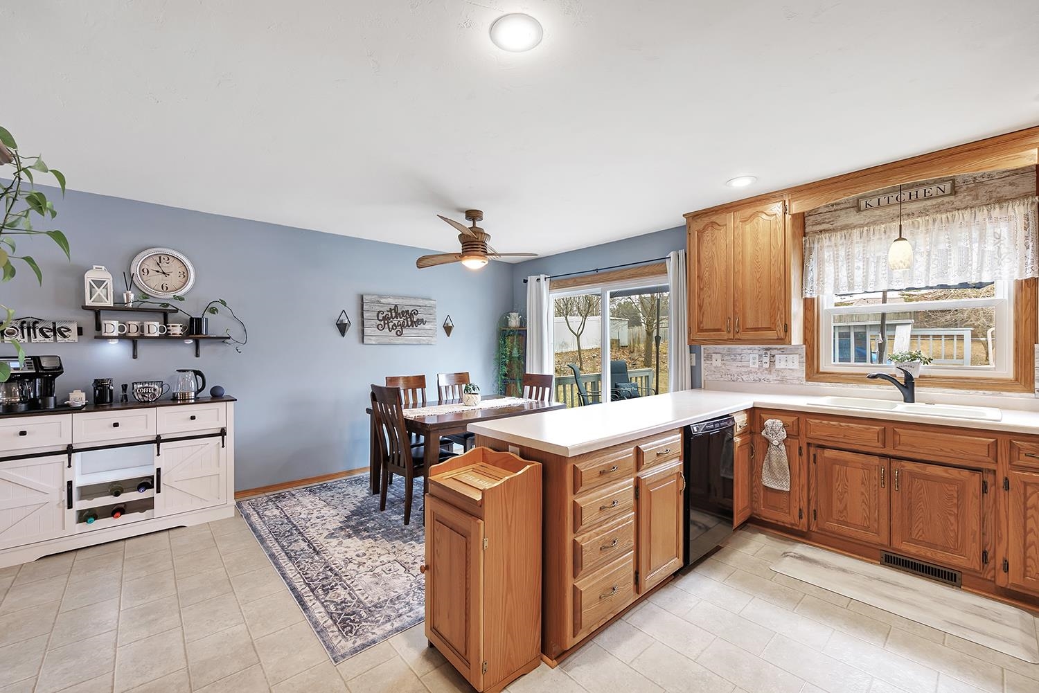 2277 Redpepper Trail Suamico, WI 54313 - Photo 10 of 45