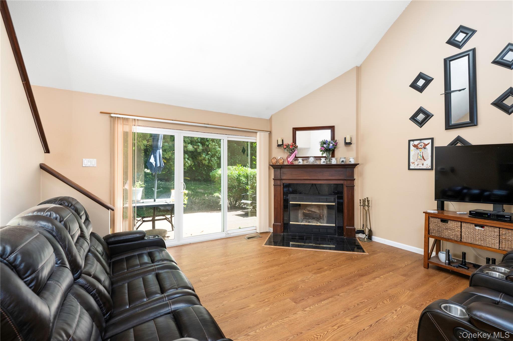 3501 Homestead Court Peekskill, NY 10566 - Photo 2 of 16
