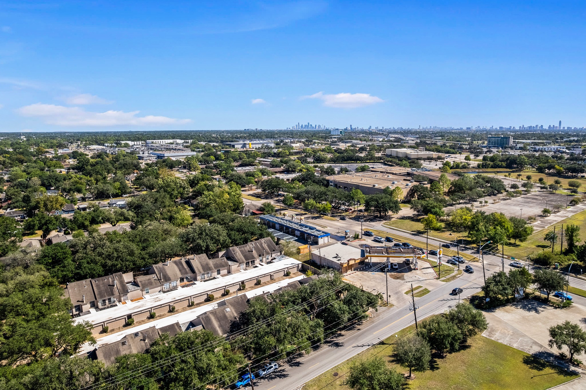 5814 Langfield Road, Unit 5814 Houston, TX 77092 - Photo 35 of 35 an aerial view of multiple house