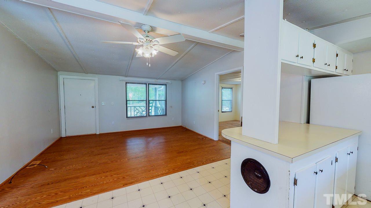 172 Country Club Road Roxboro, NC 27574 - Photo 5 of 29