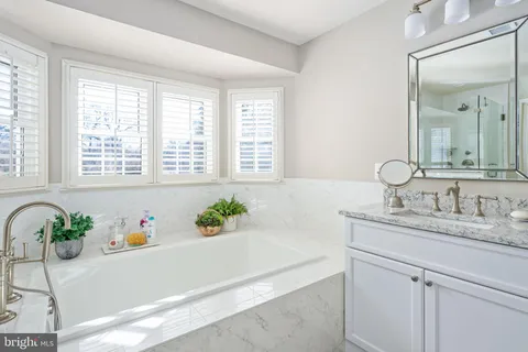 $1,200,000 | 47787 Brawner Place, Sterling, VA 20165