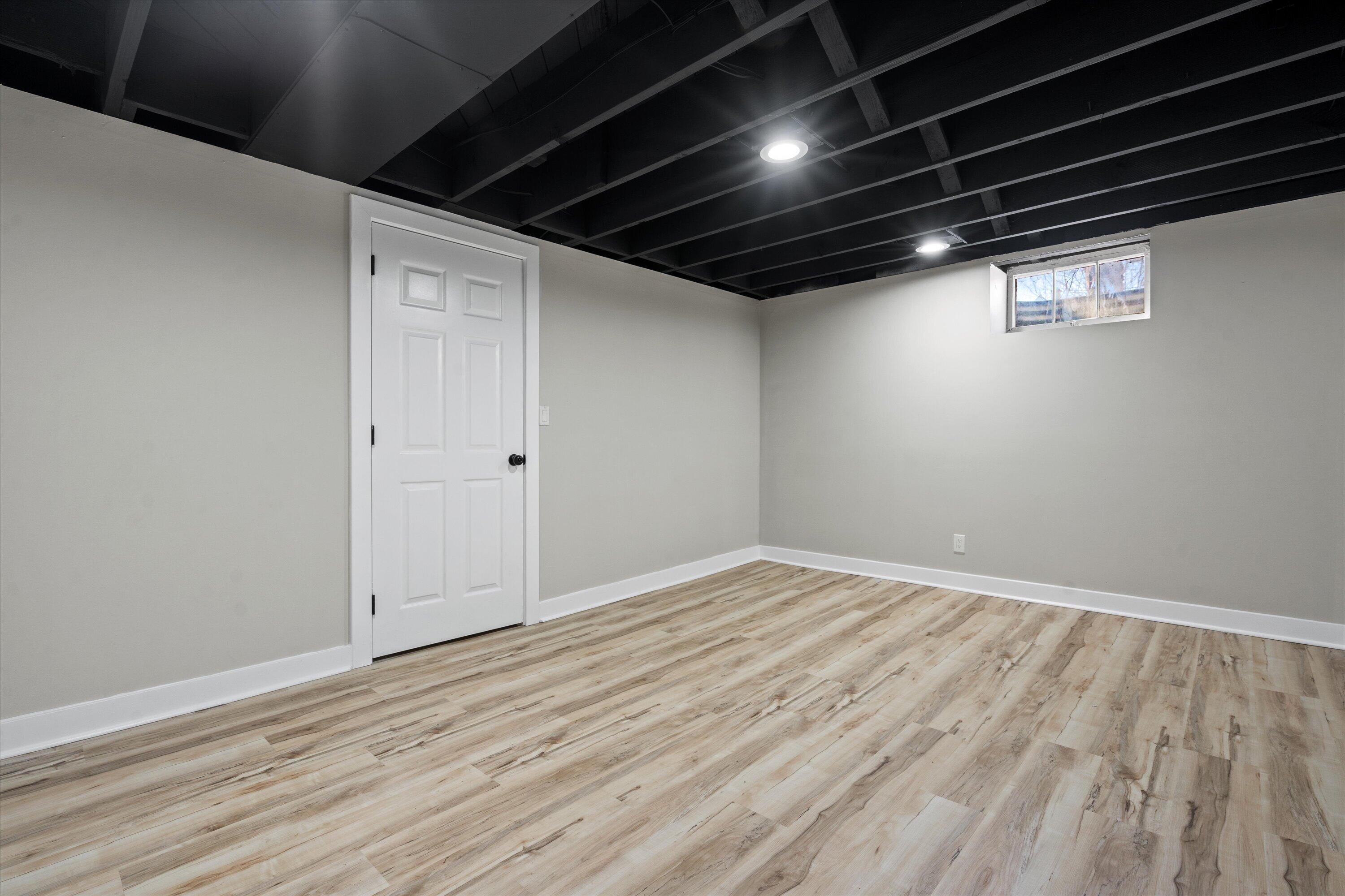 4547 North 49th Street Milwaukee, WI 53218 - Photo 18 of 30 10-DSC08607