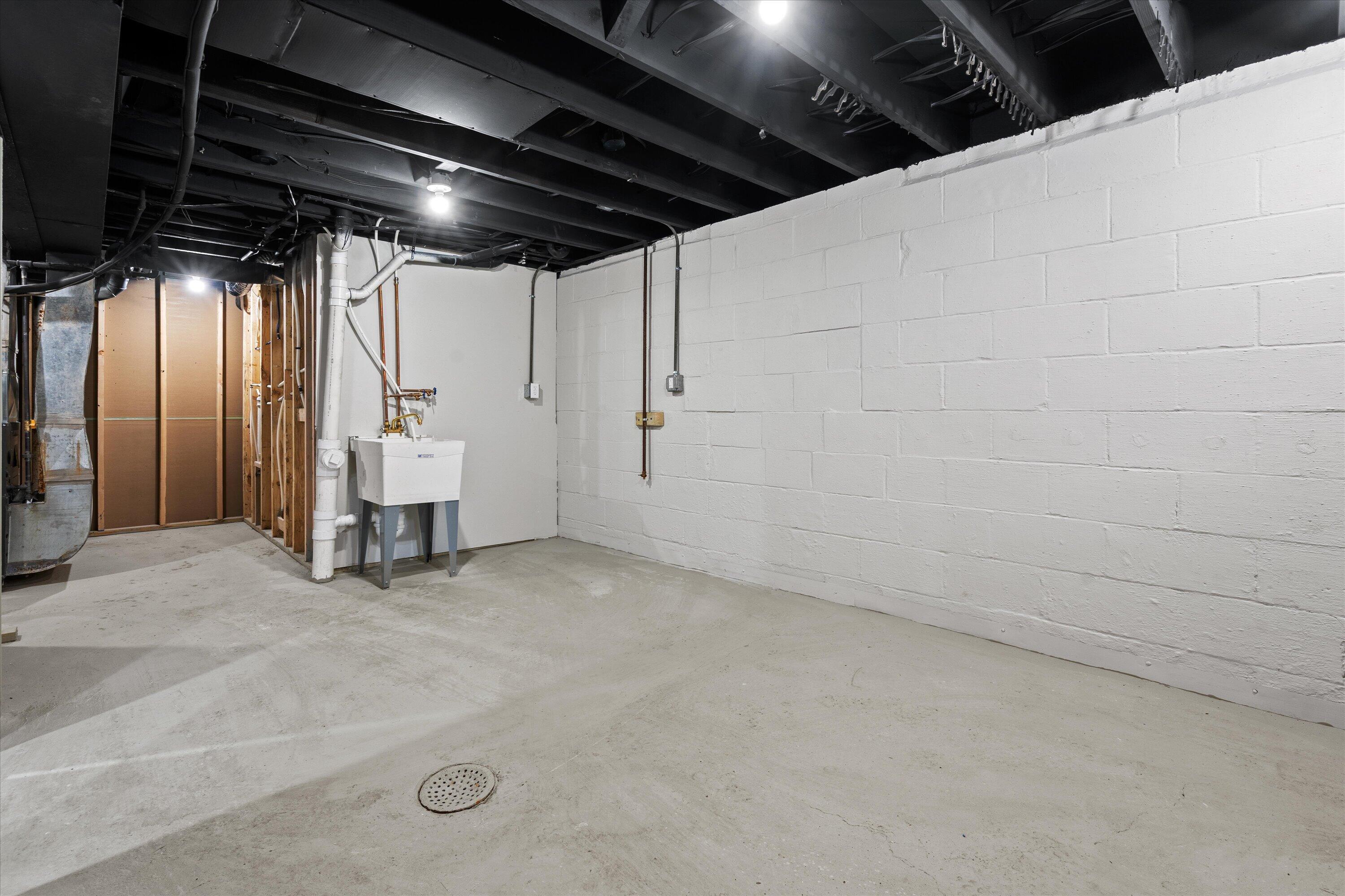 4547 North 49th Street Milwaukee, WI 53218 - Photo 24 of 30 13-DSC08622