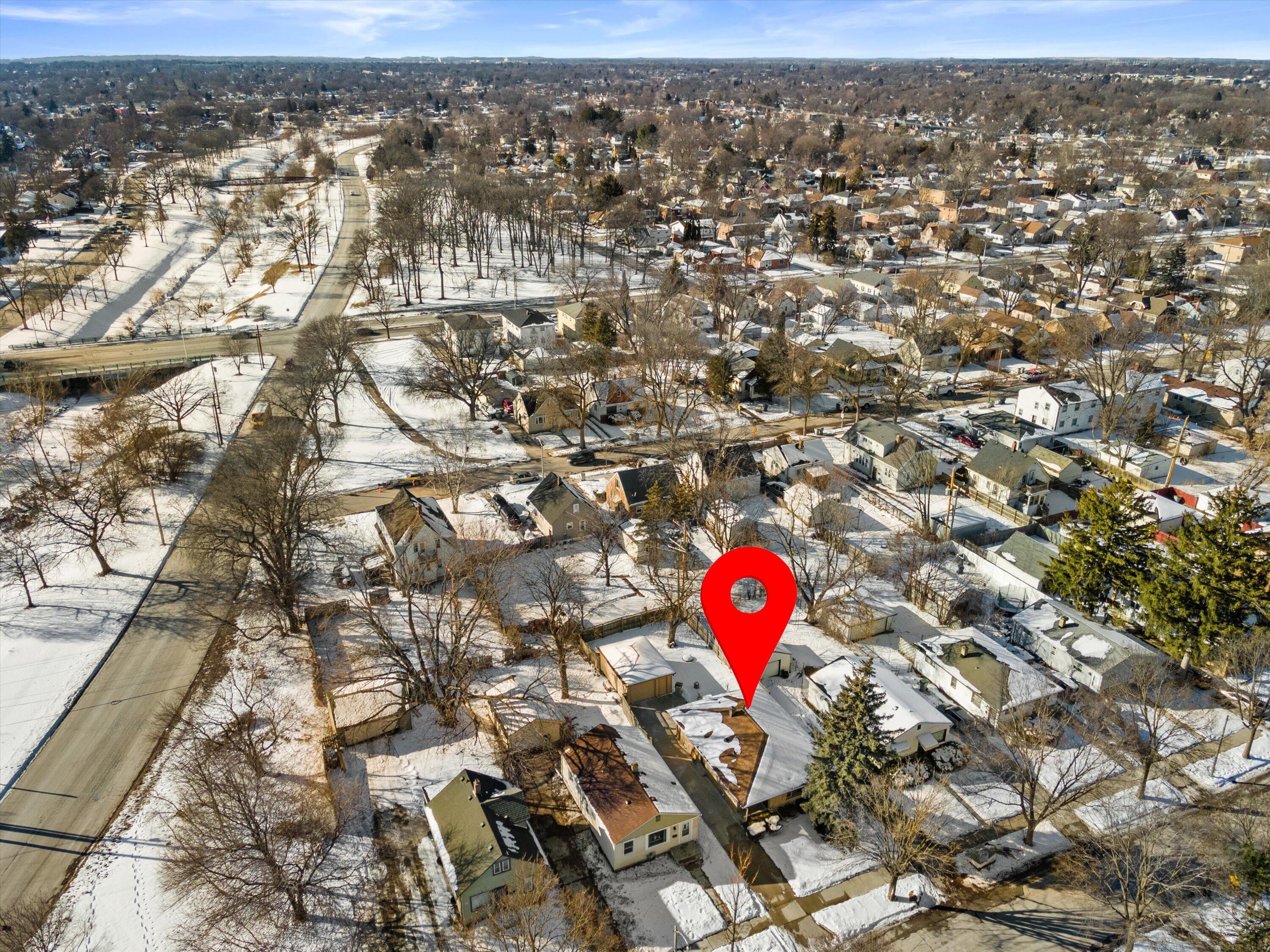 4547 North 49th Street Milwaukee, WI 53218 - Photo 27 of 30 04-DJI_0160 1