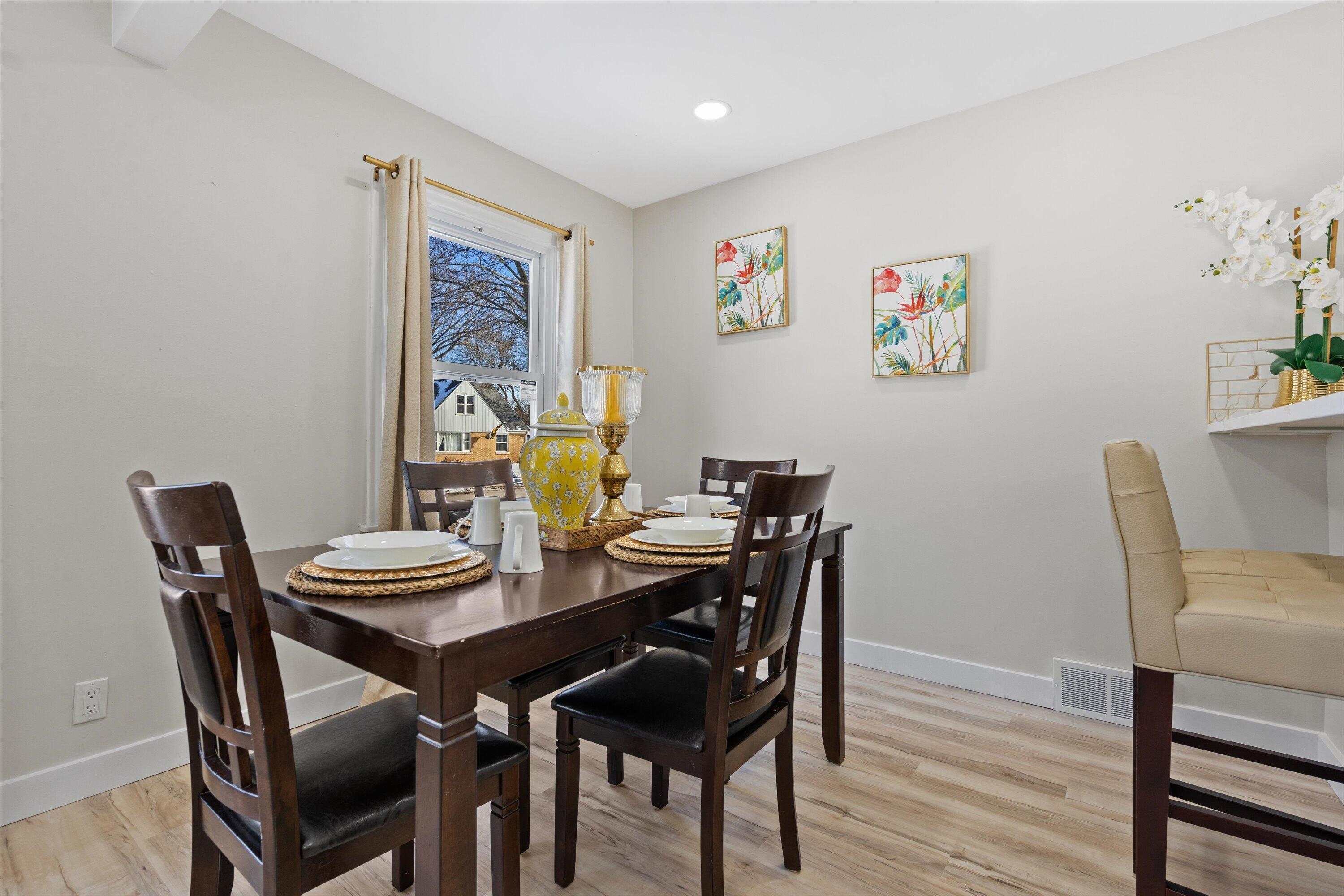 4547 North 49th Street Milwaukee, WI 53218 - Photo 8 of 30 26-DSC08700