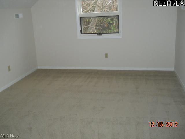 3050 Ridgewood Road Akron, OH 44333 - Photo 7 of 10