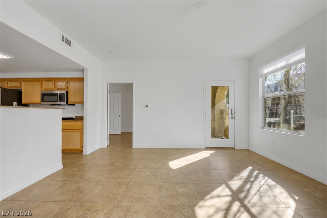 10550 West Alexander Road, Unit 1179 Las Vegas, NV 89129 - Photo 4 of 16