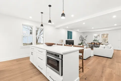 $2,195,000 | 6 Intervale Road, Wellesley, MA 02481