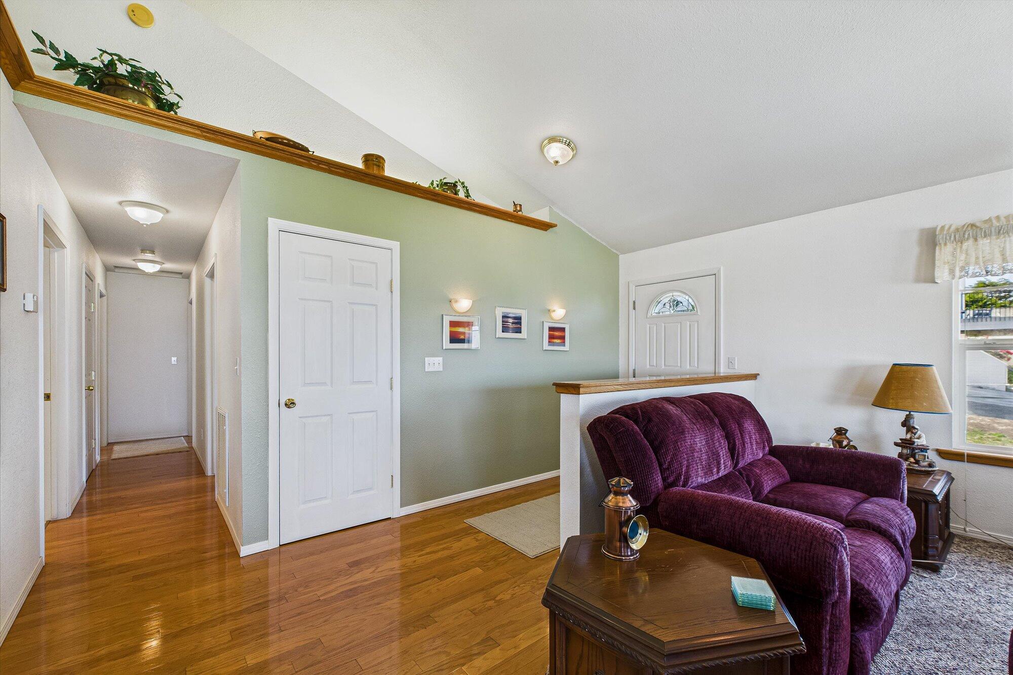 134 Sea View Road Whitethorn, CA 95589 - Photo 13 of 21