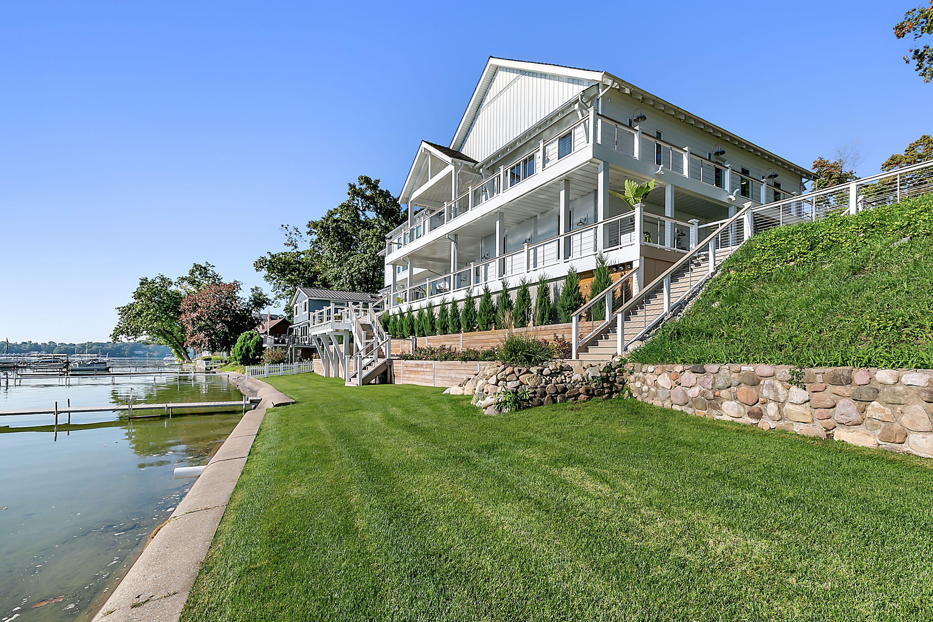 68129 Edgewater Beach Road White Pigeon, MI 49099 - Photo 10 of 70 3 exterior