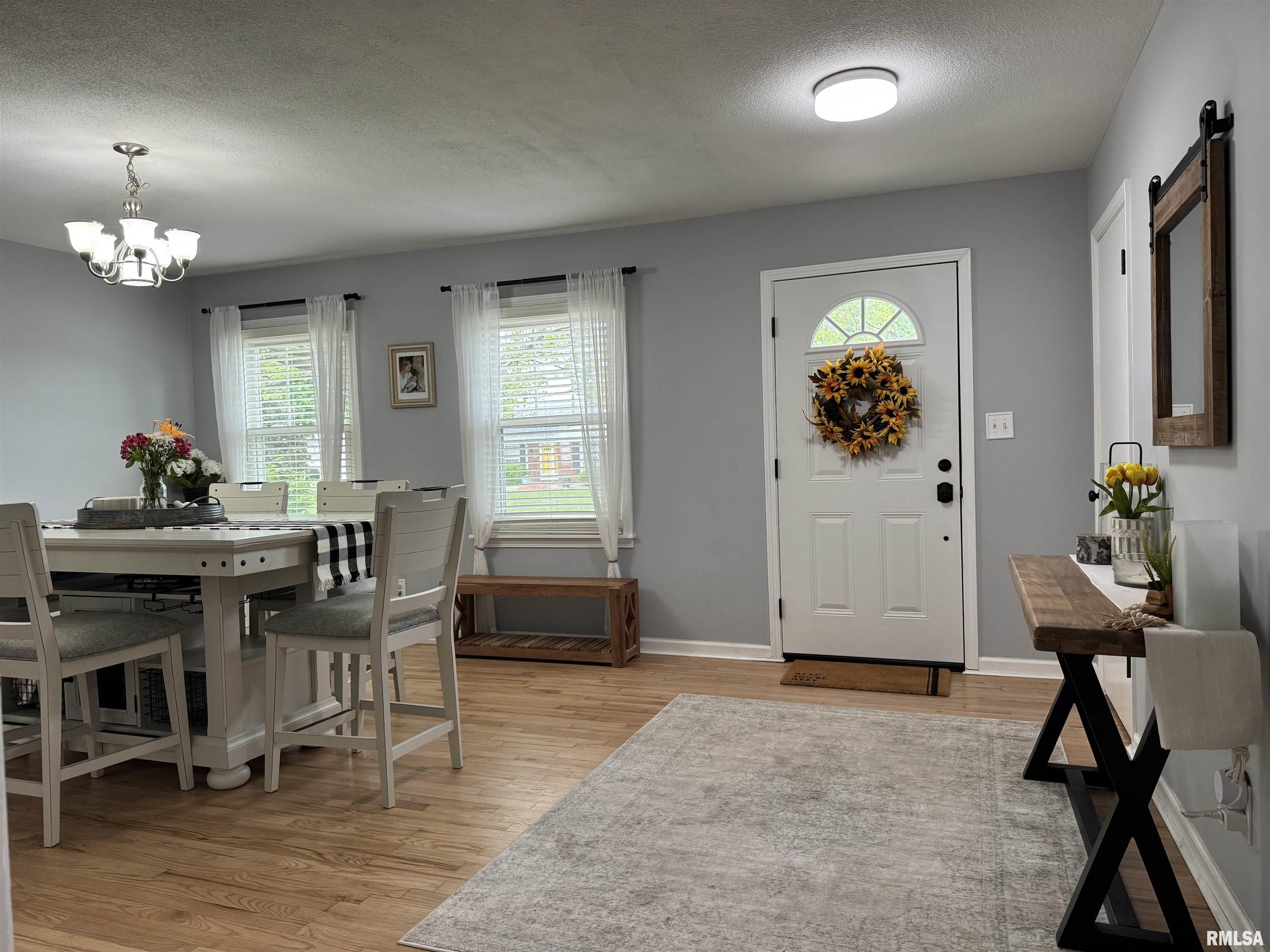 1804 Deerfield Road Chatham, IL 62629 - Photo 9 of 55 Gallery Image 9