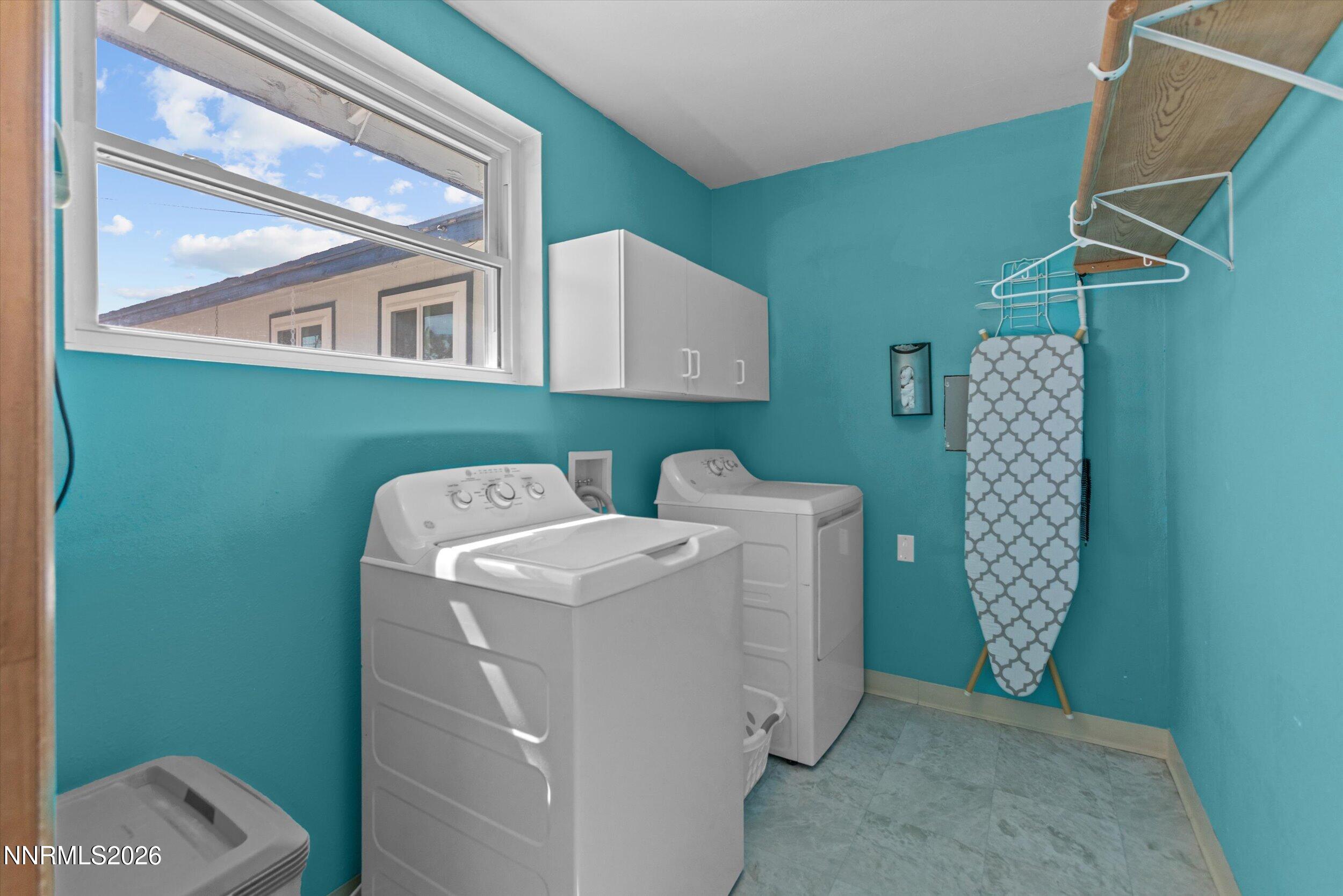 3940 Vireo Court Reno, NV 89508 - Photo 24 of 43 Laundry Room