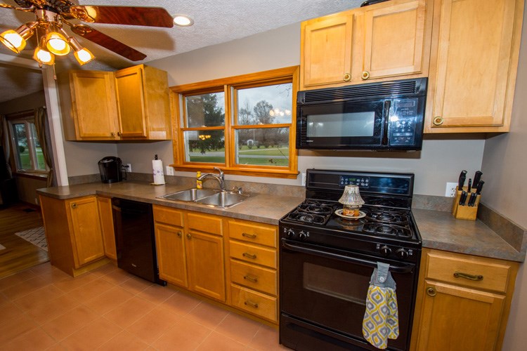 10691 Star Road Osceola, IN 46561 - Photo 17 of 35 Gallery Image 17