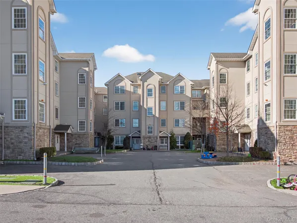 $749,000 | 1310 Parkview Drive, Spring Valley, NY 10977