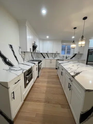 $1,099,000 | 14 Arbor Lane, Dedham, MA 02026