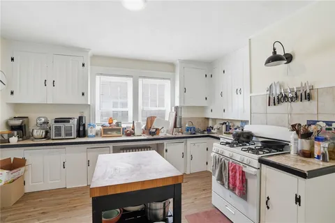 $2,300 | 247 Rankin Avenue, Unit 1, Providence, RI 02908