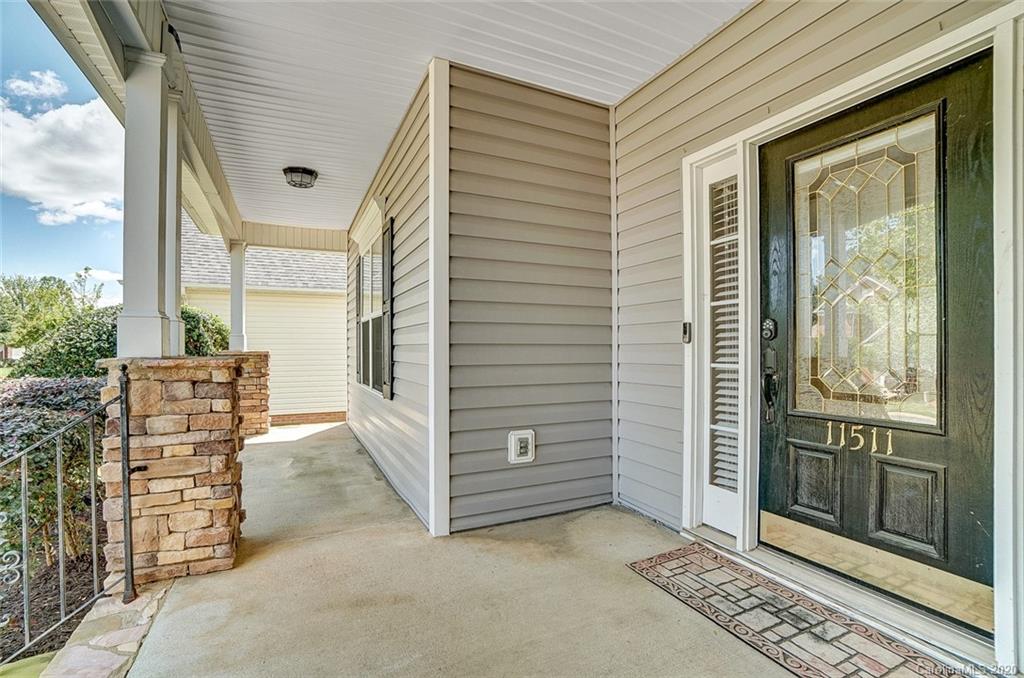 11511 Innes Court Charlotte, NC 28277 - Photo 2 of 24