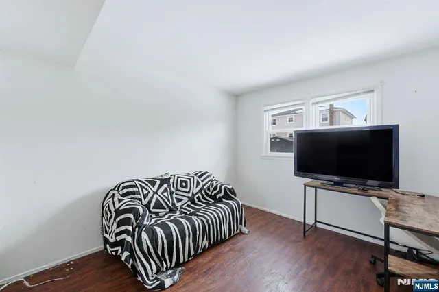 $575,000 | 261 Revere Avenue, Union, NJ 07083