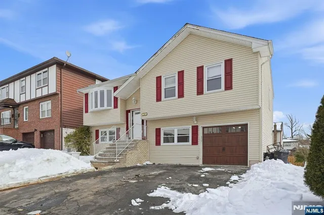 $575,000 | 261 Revere Avenue, Union, NJ 07083