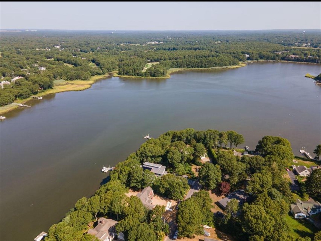 640 Poponessett Road Barnstable, MA 02635 - Photo 24 of 42 Gallery Image 24