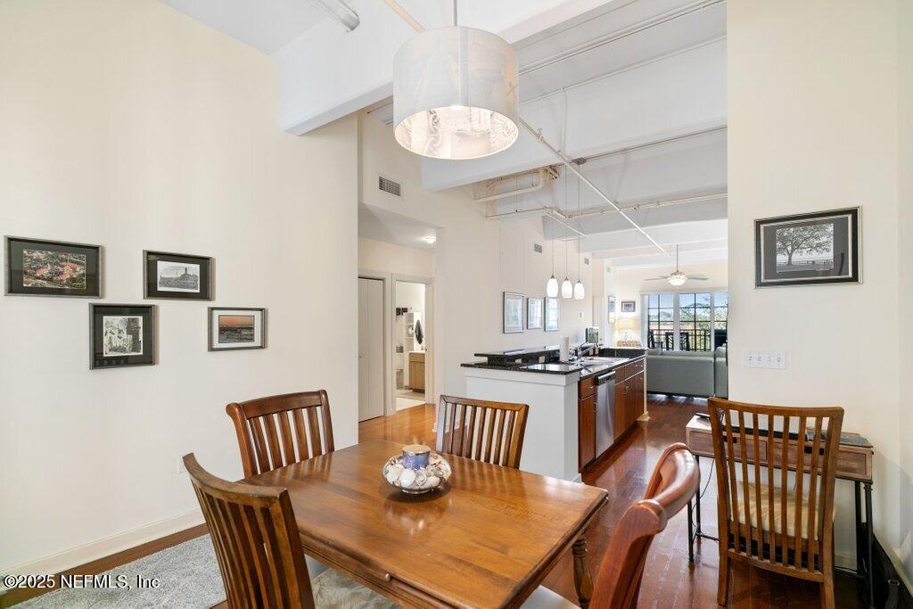 1661 Riverside Avenue, Unit 326 Jacksonville, FL 32204 - Photo 4 of 68 006-1661RiversideAvenue-326-Jacksonville
