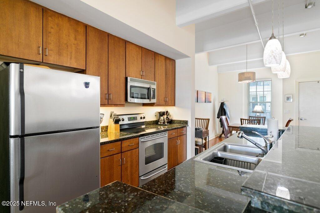 1661 Riverside Avenue, Unit 326 Jacksonville, FL 32204 - Photo 9 of 68 011-1661RiversideAvenue-326-Jacksonville