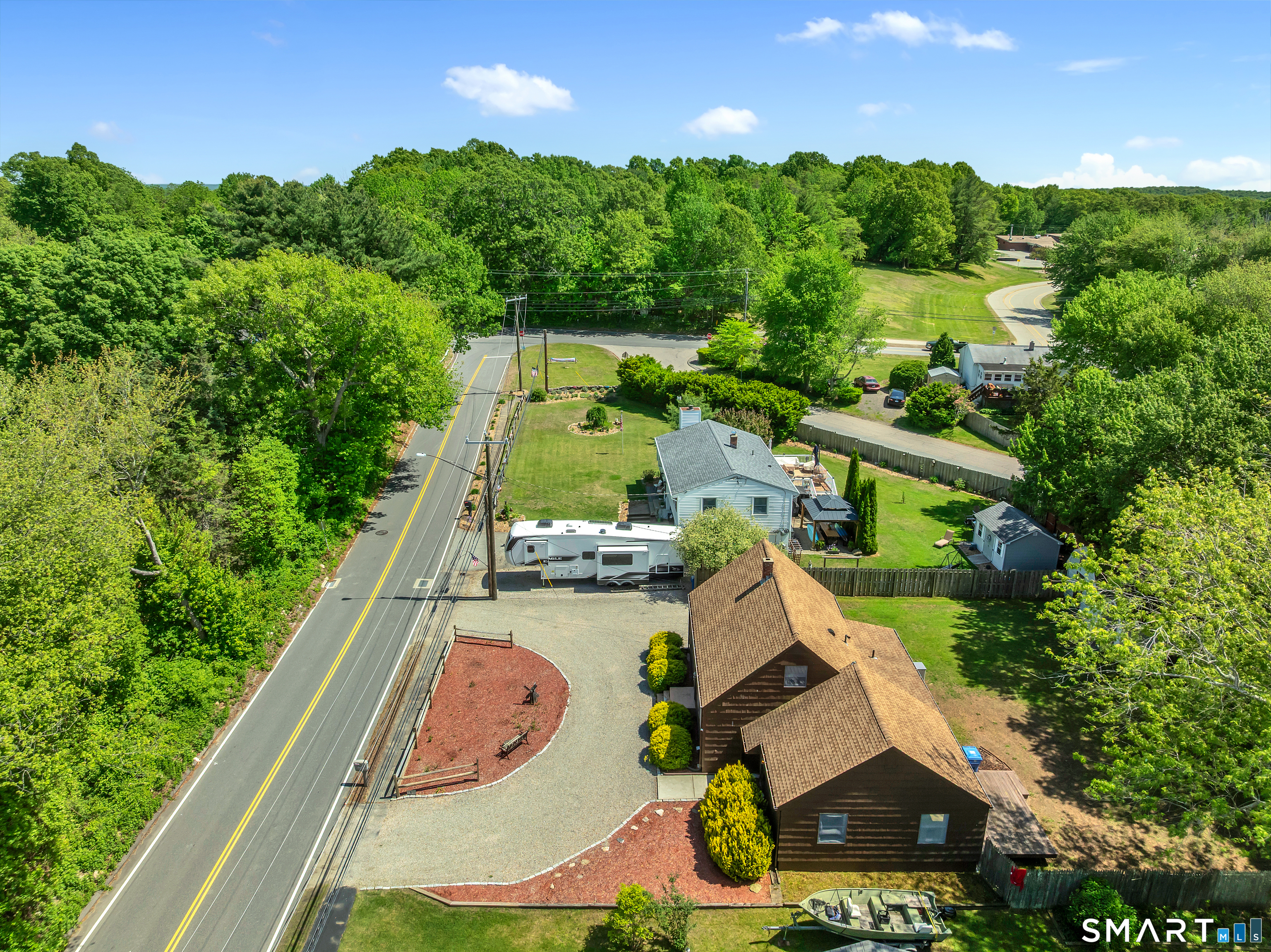 8 Chapel Hill Road Montville, CT 06370 - Photo 35 of 40