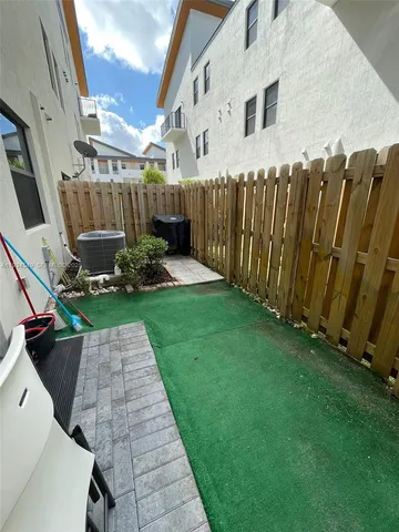 $3,200 | 10443 Northwest 82nd Street, Unit 4, Doral, FL 33178