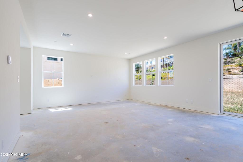 4687 Summit Avenue Simi Valley, CA 93063 - Photo 17 of 61