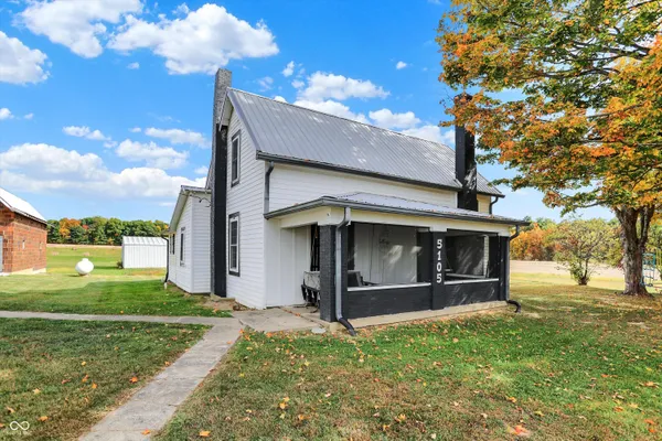 $530,000 | 5105 Highway 42, Martinsville, IN 46151