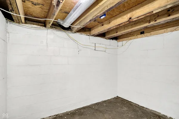 $530,000 | 5105 Highway 42, Martinsville, IN 46151