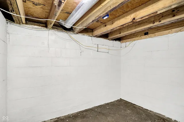 $540,000 | 5105 Highway 42, Martinsville, IN 46151