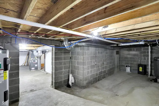 $540,000 | 5105 Highway 42, Martinsville, IN 46151