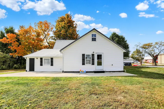 $540,000 | 5105 Highway 42, Martinsville, IN 46151