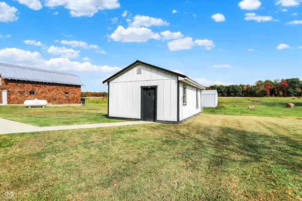 $530,000 | 5105 Highway 42, Martinsville, IN 46151