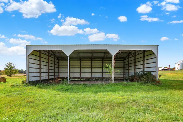 $540,000 | 5105 Highway 42, Martinsville, IN 46151