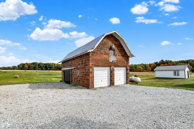 $540,000 | 5105 Highway 42, Martinsville, IN 46151