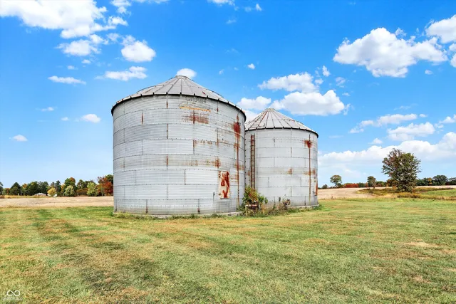 $540,000 | 5105 Highway 42, Martinsville, IN 46151
