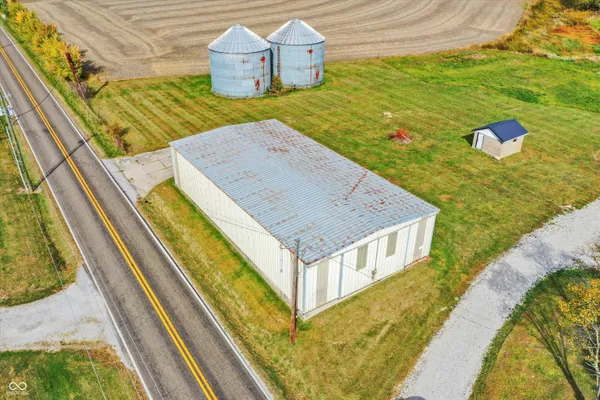 $530,000 | 5105 Highway 42, Martinsville, IN 46151
