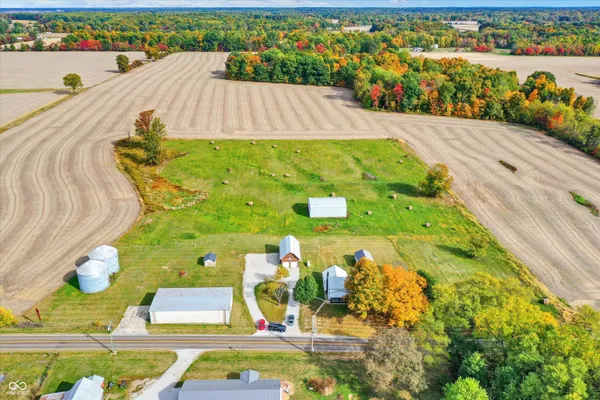 $530,000 | 5105 Highway 42, Martinsville, IN 46151
