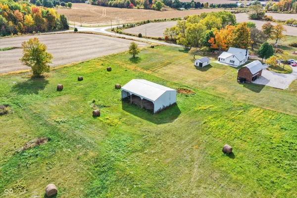 $530,000 | 5105 Highway 42, Martinsville, IN 46151
