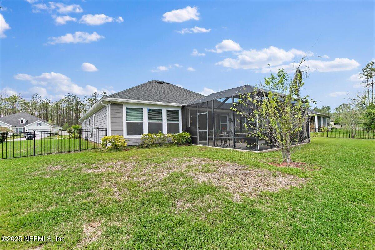 116 Clarendon Road St. Johns, FL 32259 - Photo 27 of 35 27-Exterior Back